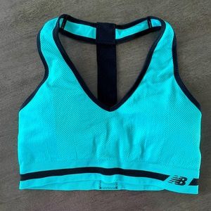 New Balance Razor Back Sports Bra | Size L | Aqua